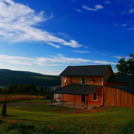 Vineyard Farmhouse With Hot Tub & Lake Views Hammondsport Exterior photo